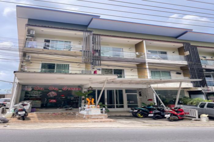 Prime Location Alert! Thriving Commercial Building Available in Samui Property For Sale Samui 