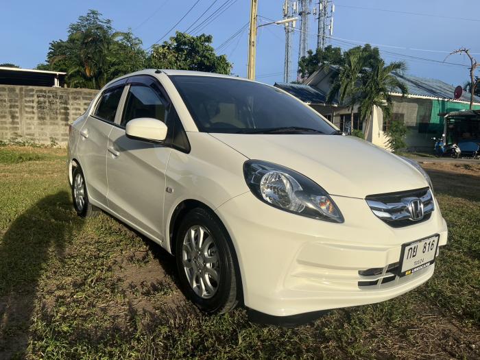 Honda Brio amaze 1.2V 4หมื่นโลมือเดียวตัวท้อปสภาพน้องๆป้ายแดง